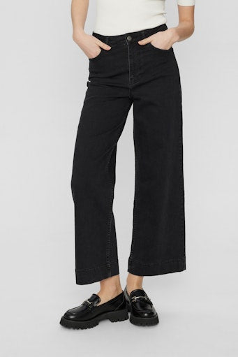 Nuparis Cropped Jeans - Black