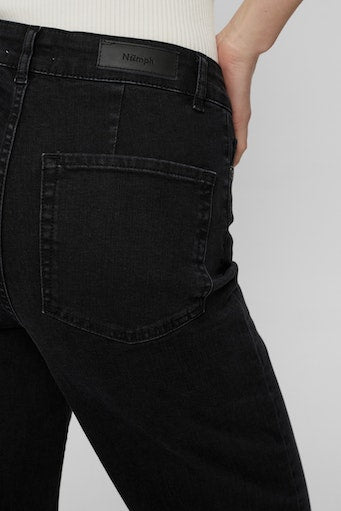 Nuparis Cropped Jeans - Black